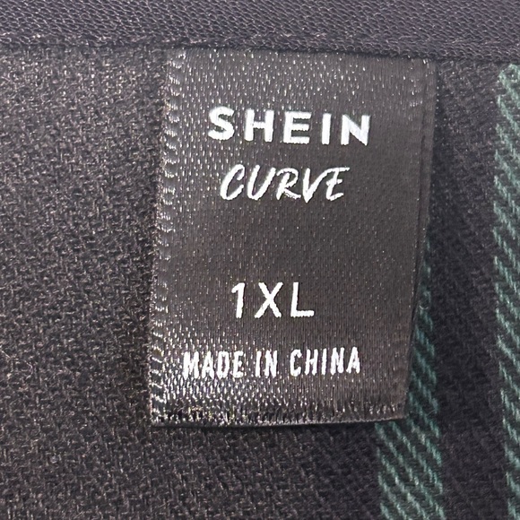 Green and black plaid draped open front blazer/cardigan, size 1X - Picture 4 of 6